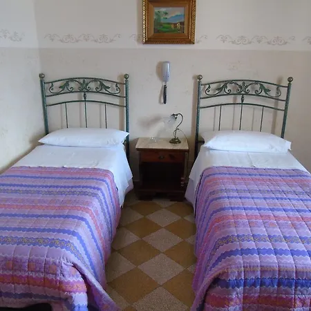 Albergo Cavour Palermo Esterno foto